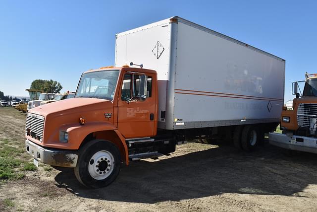 Image of Freightliner FL70 equipment image 1