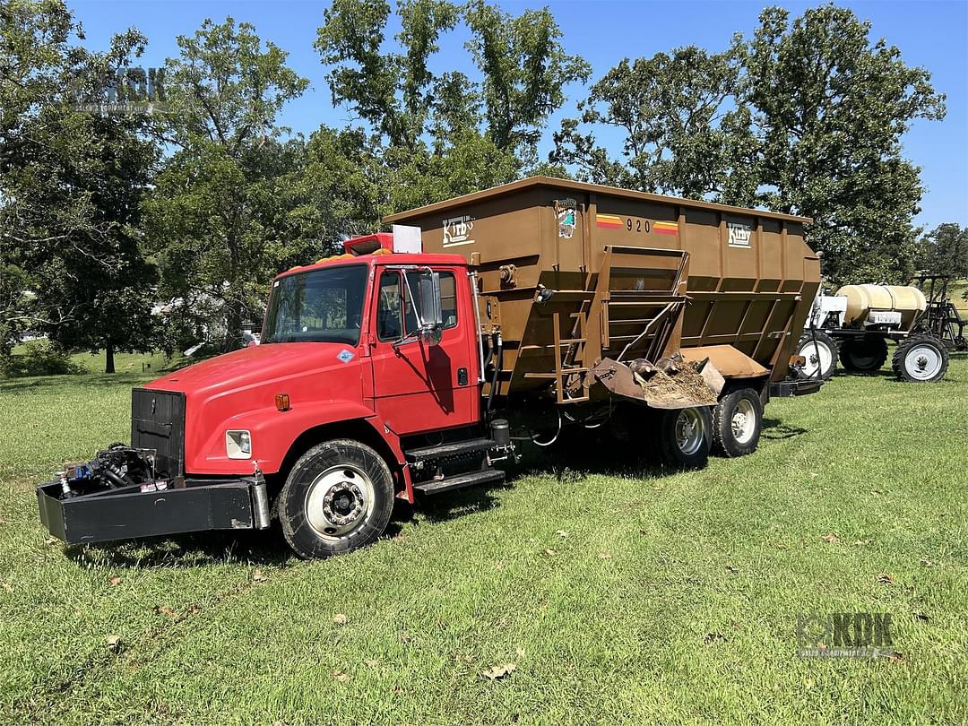 Image of Freightliner FL80 Primary image