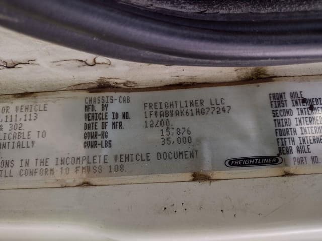 Image of Freightliner FL80 equipment image 4
