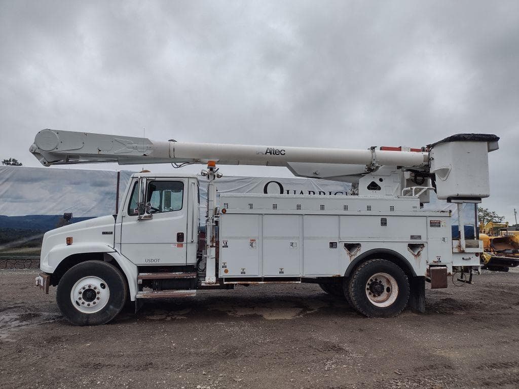Image of Freightliner FL80 Primary image