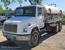 2001 Freightliner FL80 Image