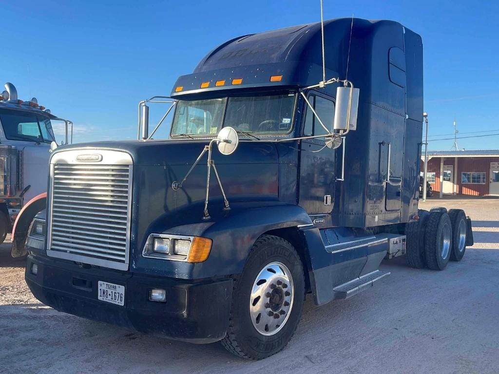 Main image Freightliner FLD