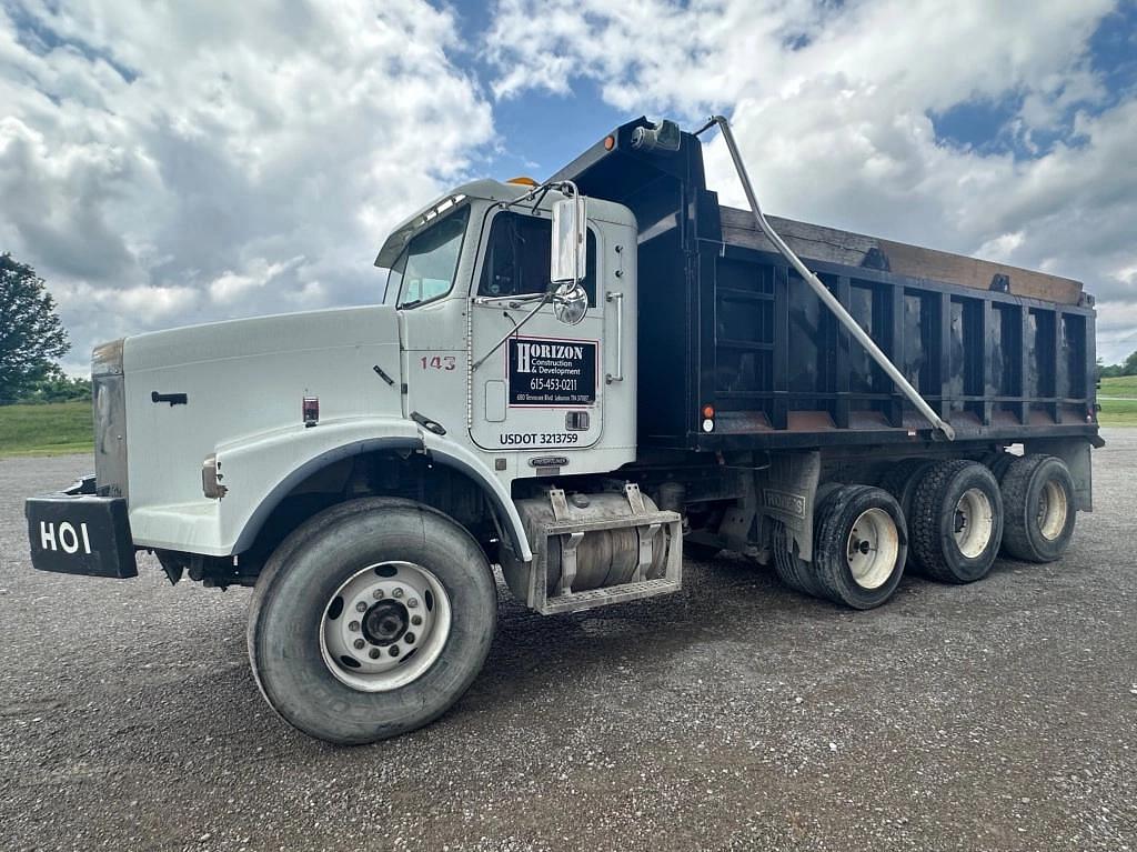 Image of Freightliner FLD112SD Primary image