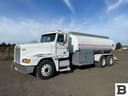 2001 Freightliner FLD120 Image