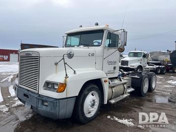 Main image Freightliner FLD120