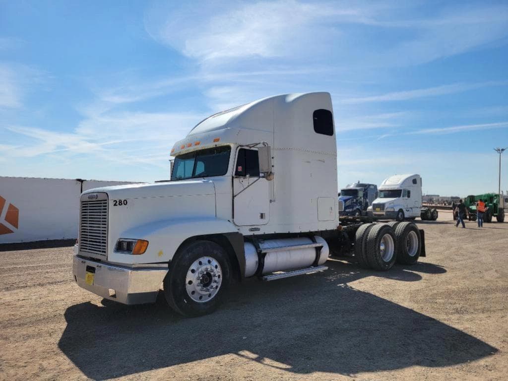 Image of Freightliner FLD120 Primary image