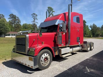 Main image Freightliner FLD132