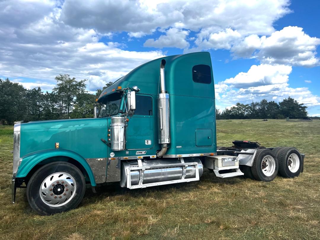 Image of Freightliner FLD132 Classic XL Primary image