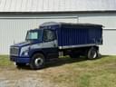 2001 Freightliner FL70 Image