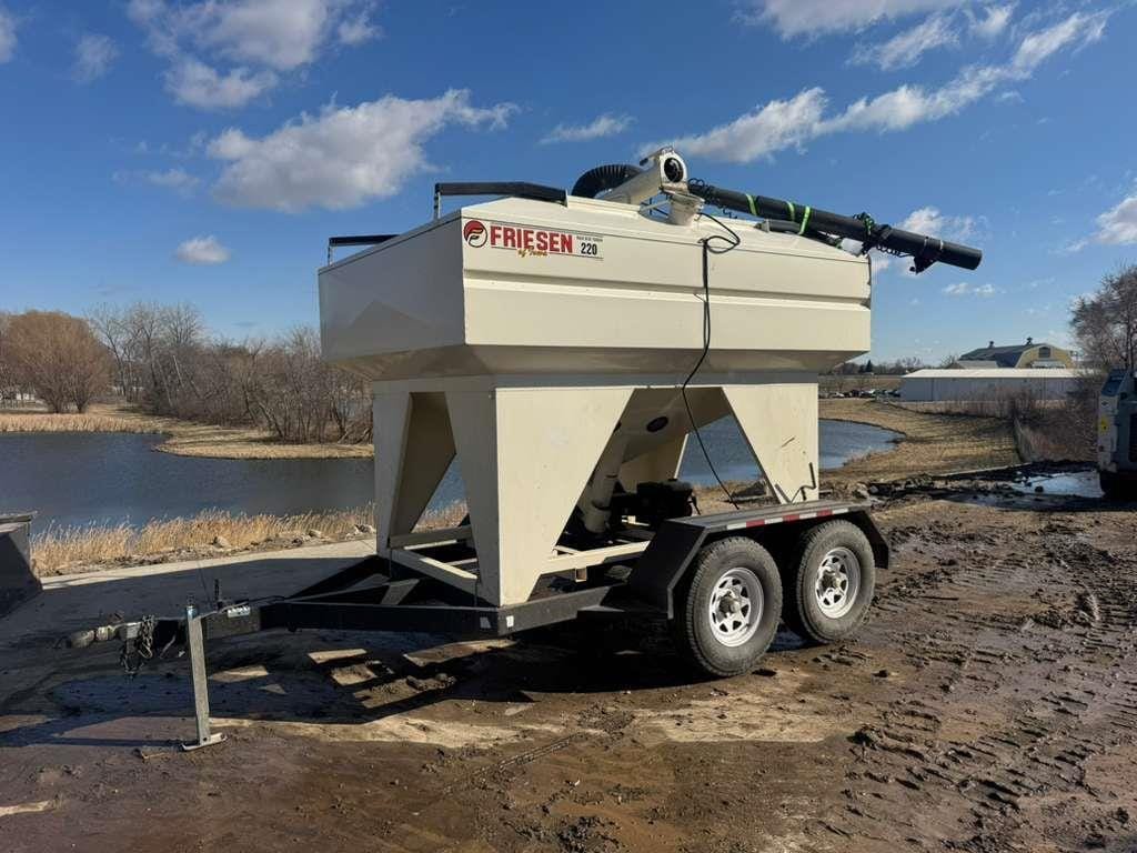 2001 Friesen 220 Equipment Image0