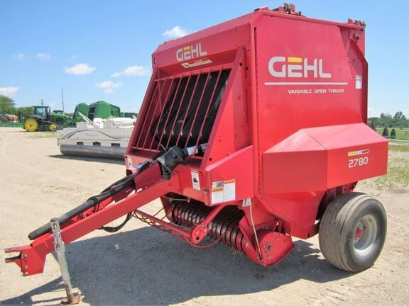 Main image Gehl 2780