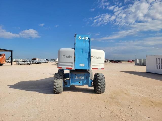 Image of Genie S-60 equipment image 3