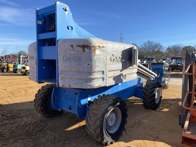 Image of Genie S60 equipment image 2