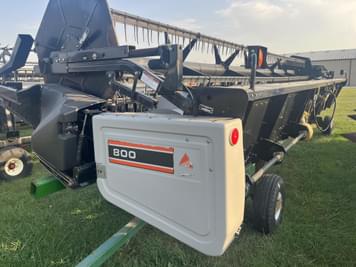 Main image Gleaner 800