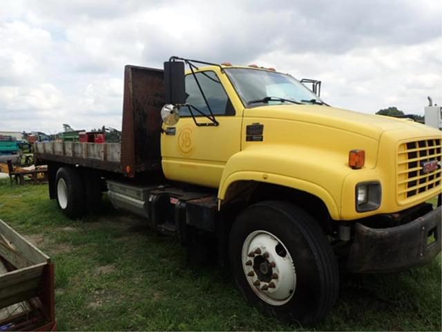 Image of GMC C6500 equipment image 2