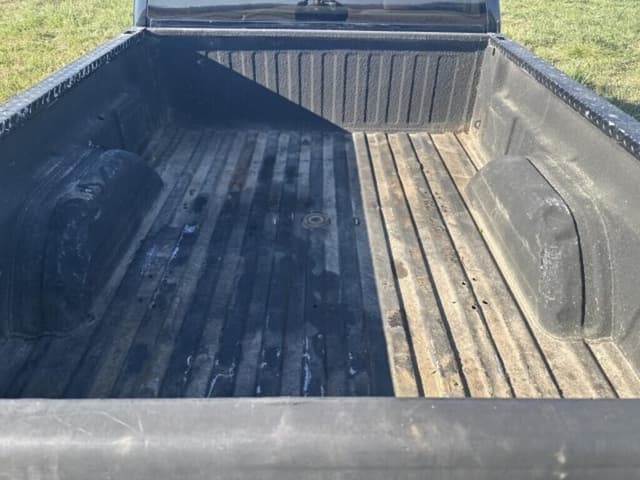 Image of GMC 2500HD equipment image 4