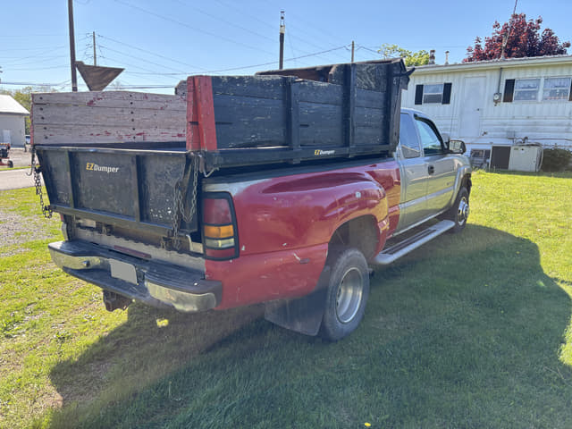 Image of GMC 3500 equipment image 2