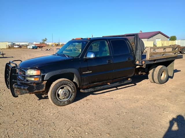Image of GMC 3500 equipment image 1