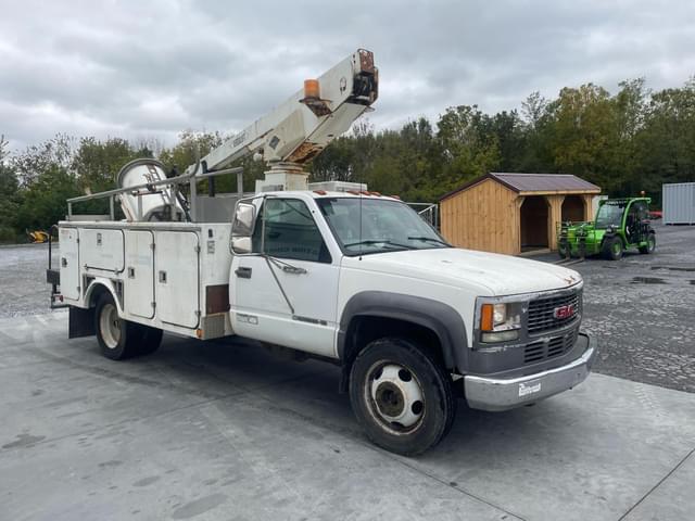 Image of GMC 4500 equipment image 1