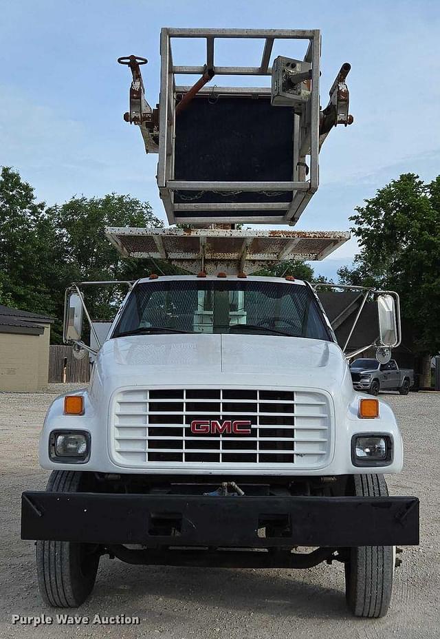 Image of GMC C6500 equipment image 1