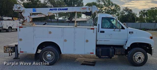 Image of GMC C6500 equipment image 3