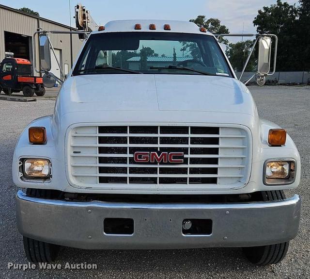 Image of GMC C6500 equipment image 1