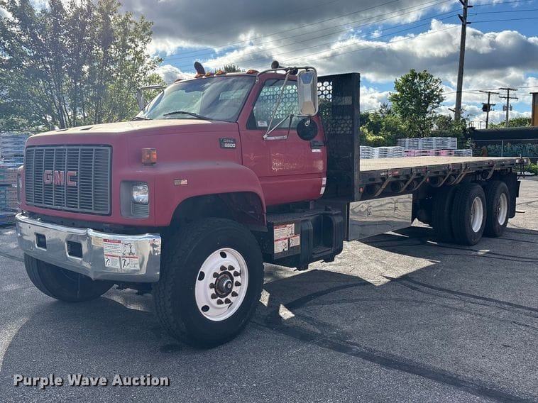 2001 GMC C7500 Equipment Image0