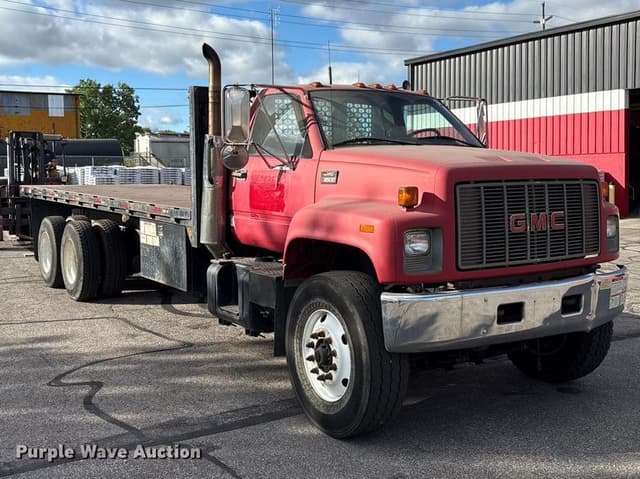 Image of GMC C7500 equipment image 2