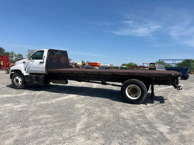 Image of GMC C7500 equipment image 2