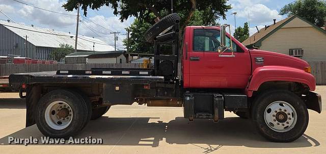 Image of GMC C7500 equipment image 3