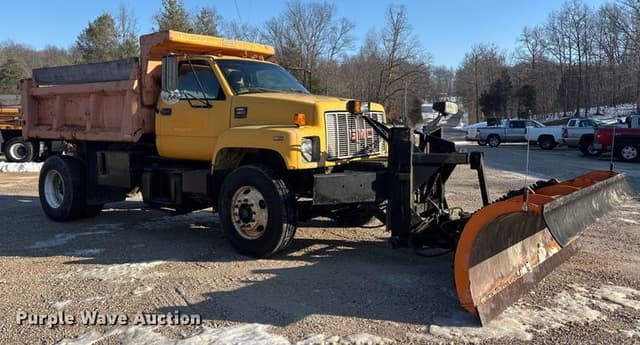 Image of GMC C8500 equipment image 2