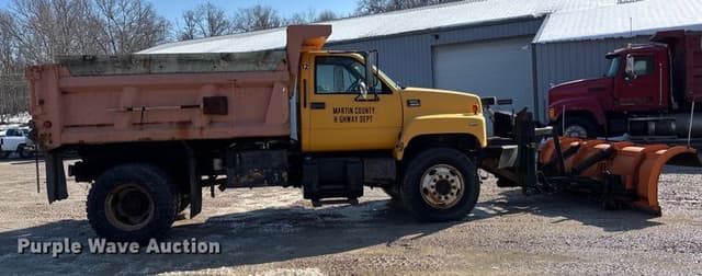 Image of GMC C8500 equipment image 3