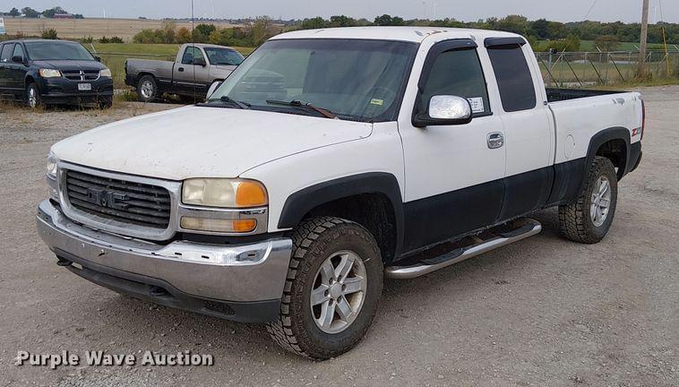 Image of GMC Sierra 1500 Primary image