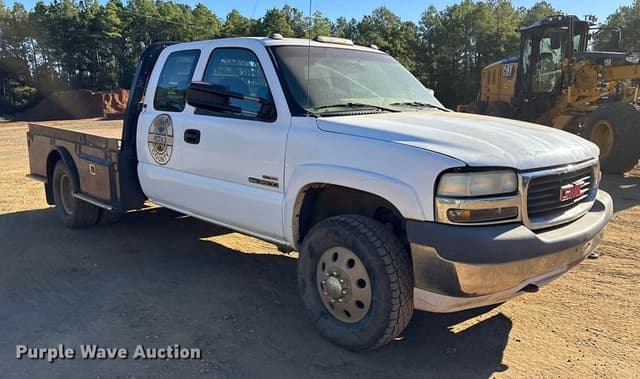 Image of GMC 3500 equipment image 2