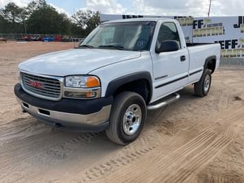 Main image GMC 2500HD