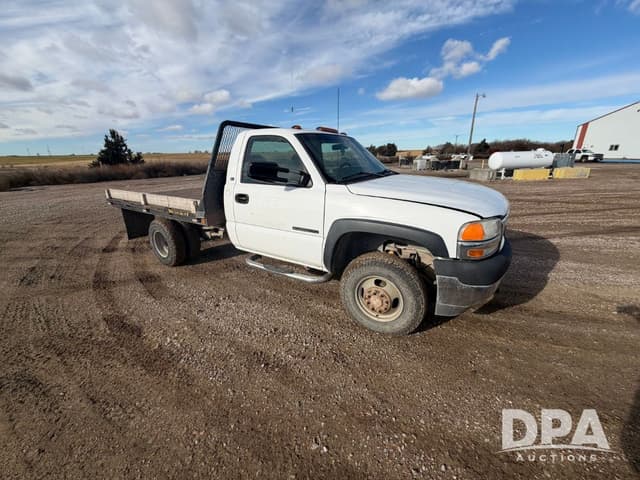 Image of GMC 3500 equipment image 4