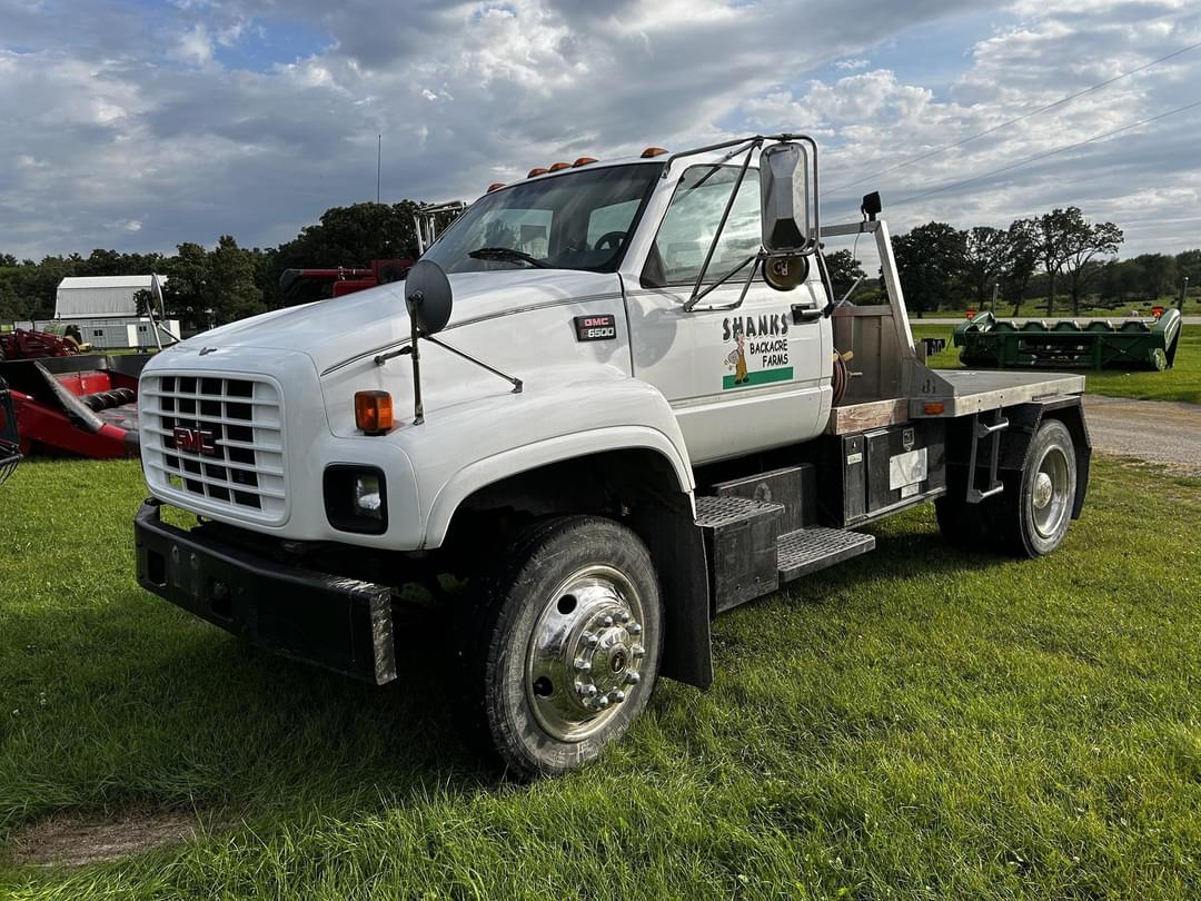 Image of GMC TopKick C6500 Primary image