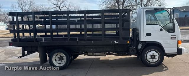Image of GMC W5500 equipment image 3