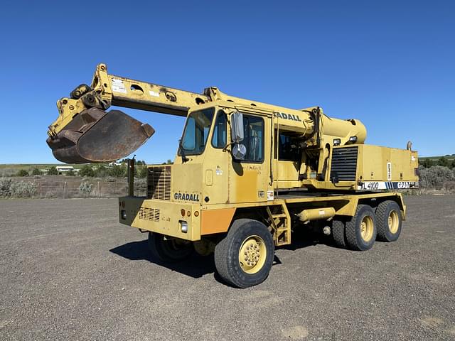 Image of Gradall XL4100 equipment image 1