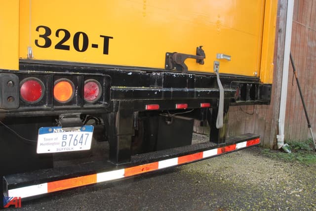 Image of Great Dane 733BL34 equipment image 2