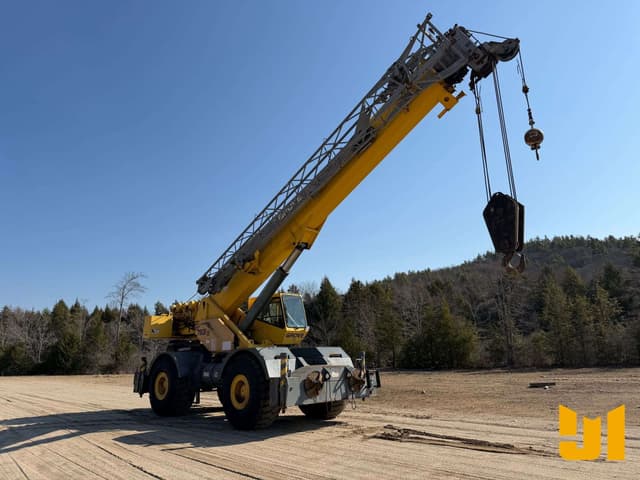Image of Grove RT750 equipment image 3