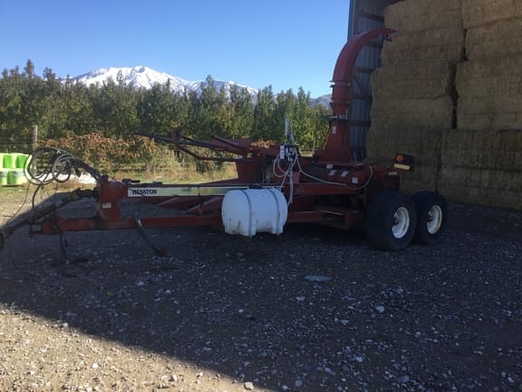 Main image Hesston 7500