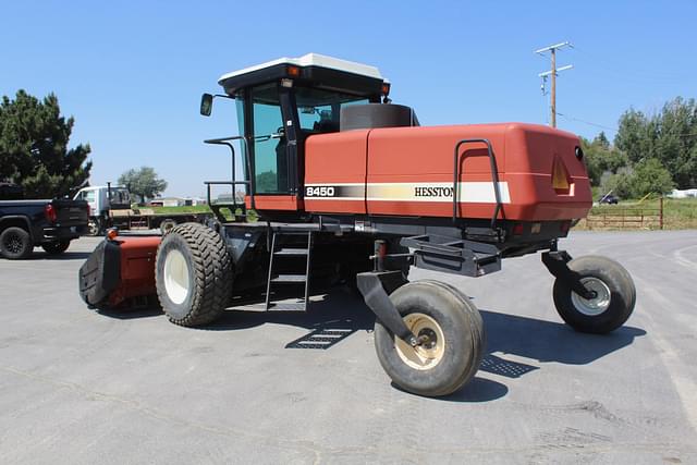 Image of Hesston 8450 equipment image 2