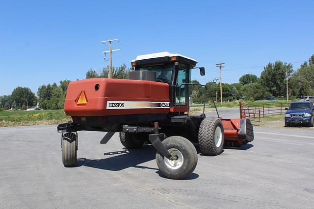 Image of Hesston 8450 equipment image 4