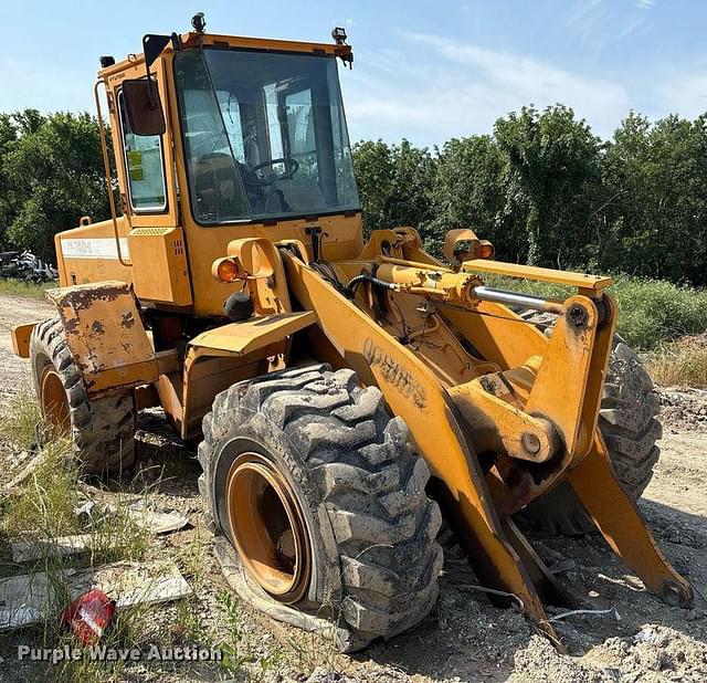 Image of Hyundai HL740-3 equipment image 2