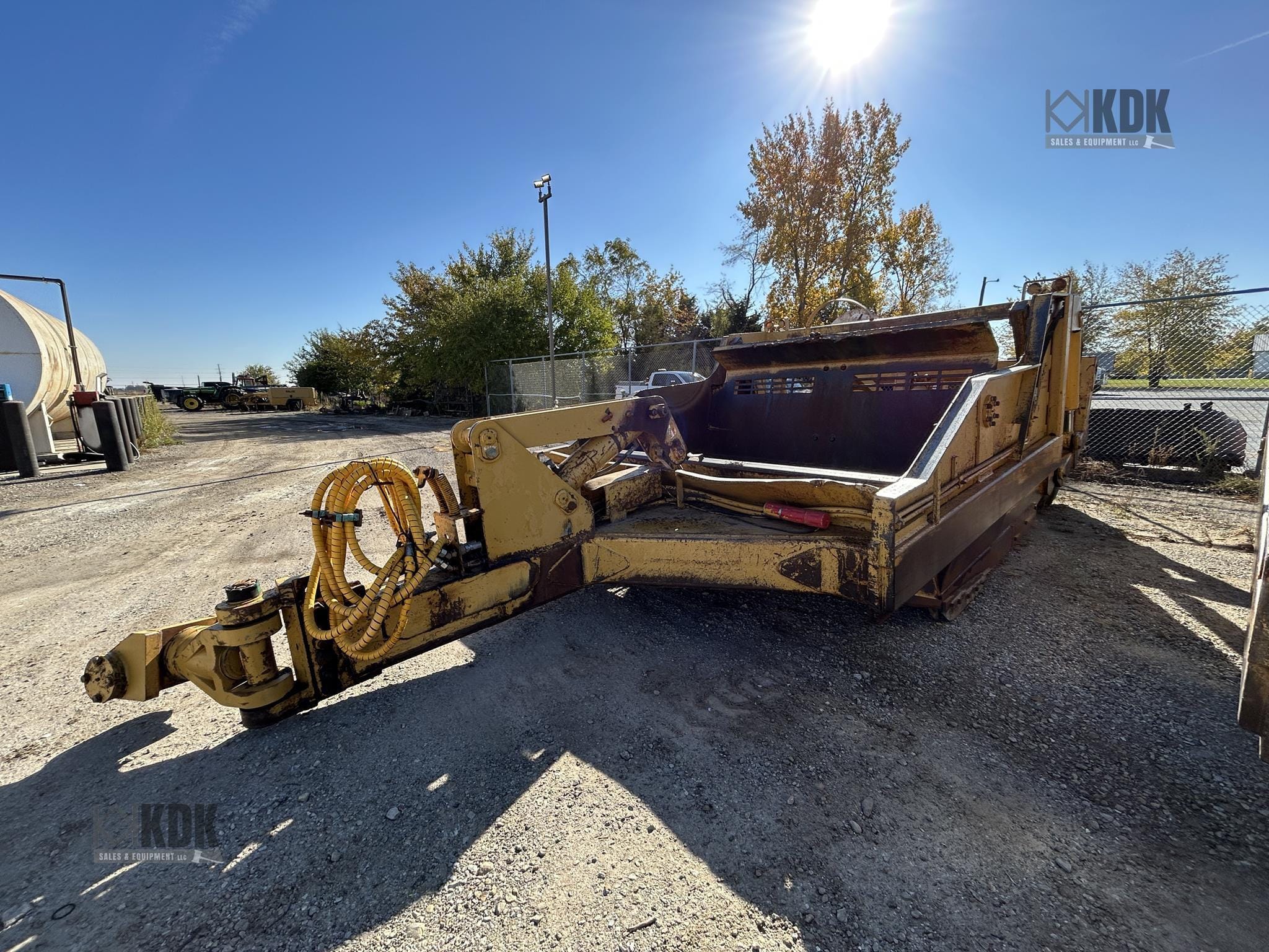 2001 Icon 17C Equipment Image0