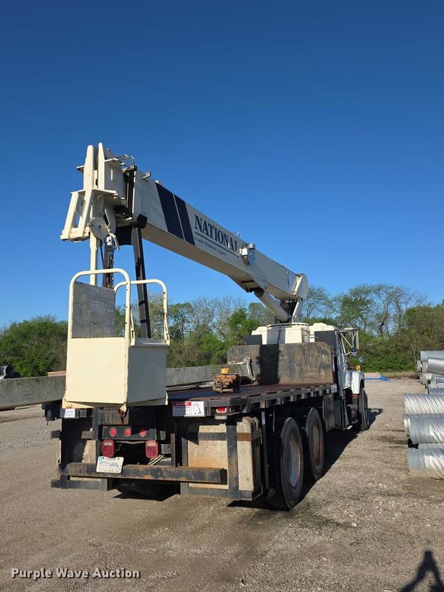 Image of International 2554 equipment image 3