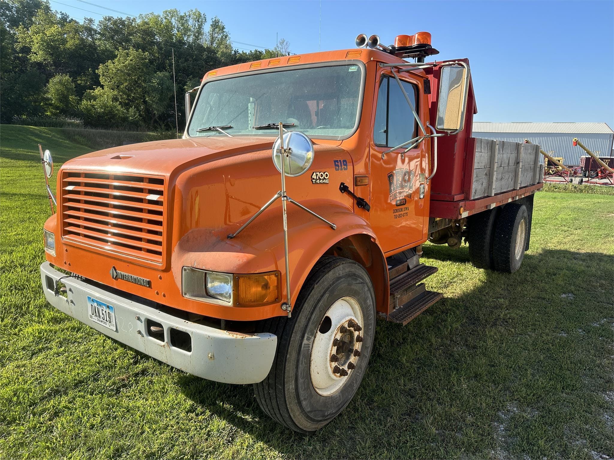 Main image International 4700