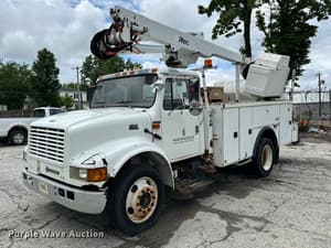 2001 International 4700 Image