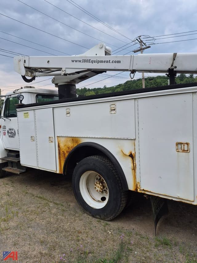 Image of International 4700 equipment image 1